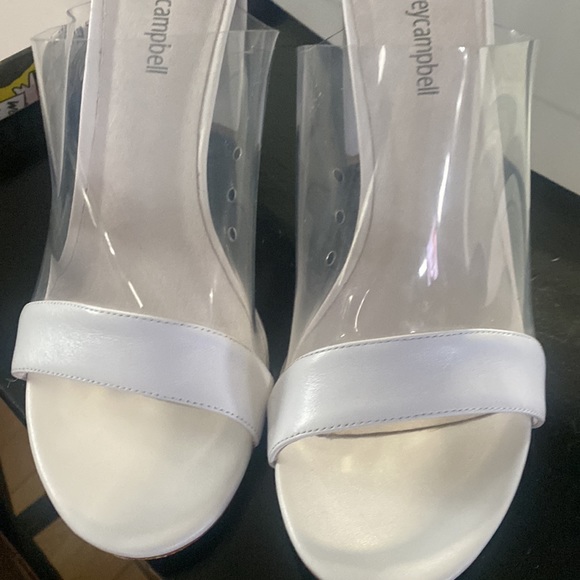 Jeffrey Campbell white and clear slides sz 9 like new - Picture 4 of 5